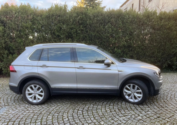 Volkswagen Tiguan cena 99900 przebieg: 81000, rok produkcji 2017 z Glinojeck małe 466
